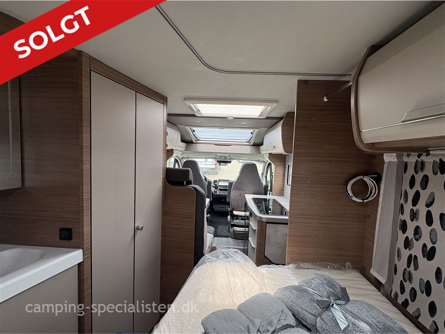 Knaus Van Ti 550 MF "Vansation" Dobbelt seng